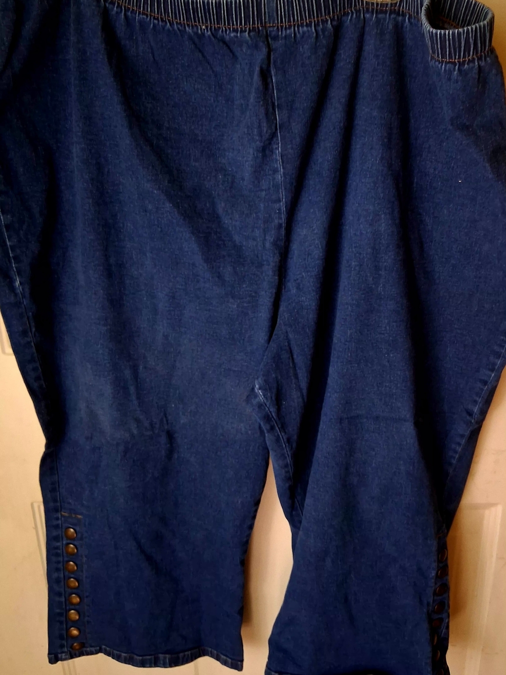 Plus Size Dark Blue Denim Elastic Waist Crop Pants